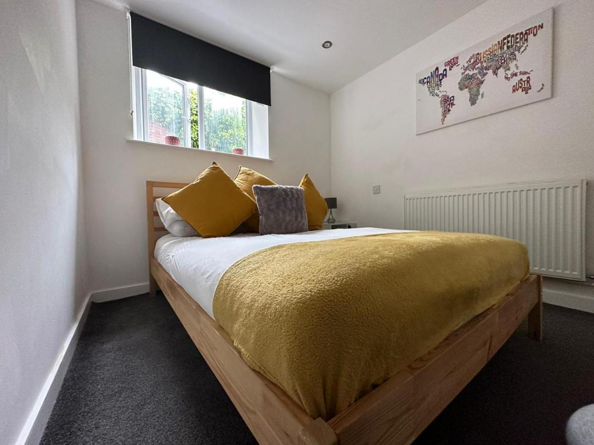 Entire Flat, Bright & Open With Own Entrance Apartment Leeds  Luaran gambar